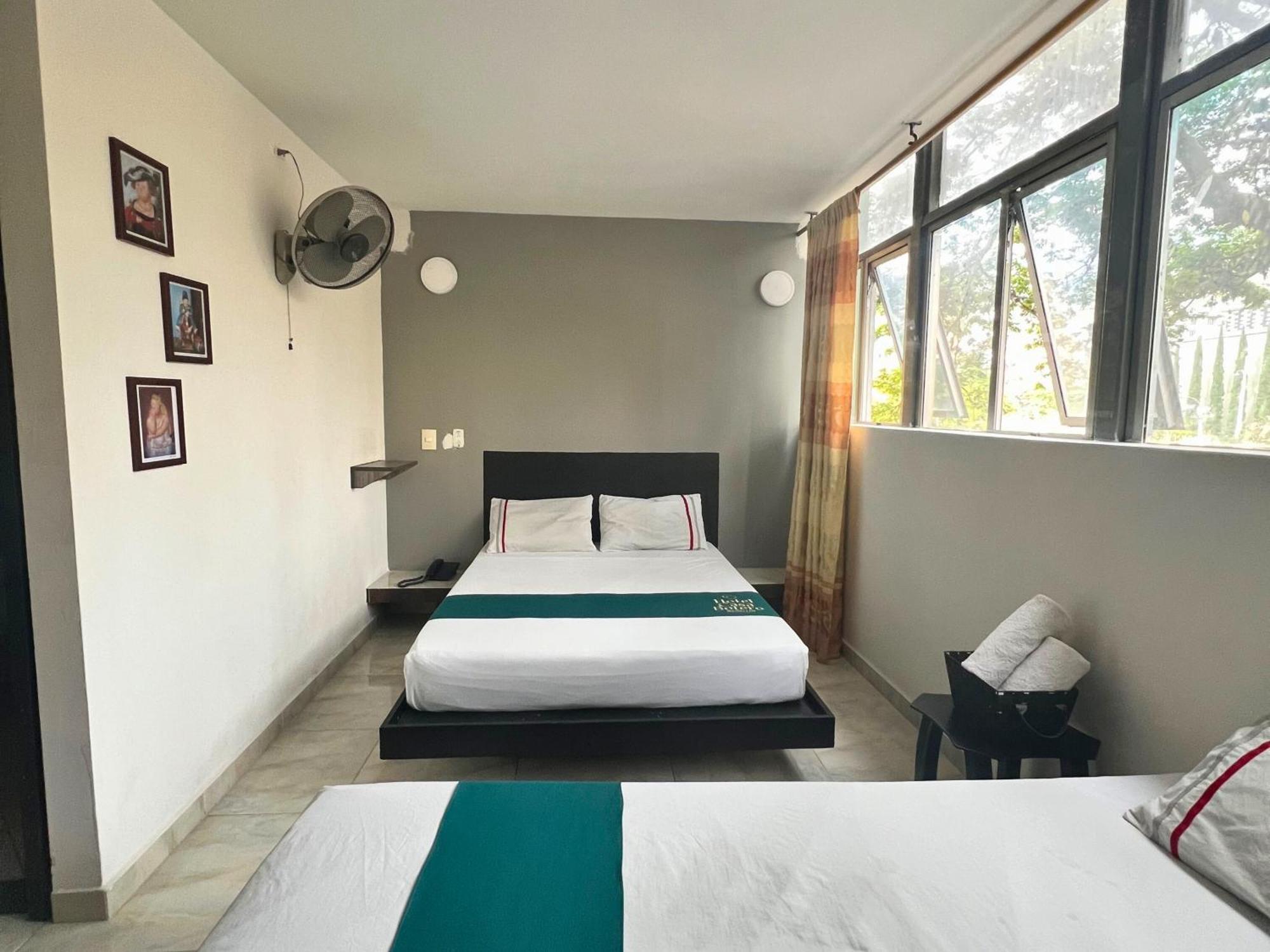 Hotel Casa Botero Medellin Ngoại thất bức ảnh