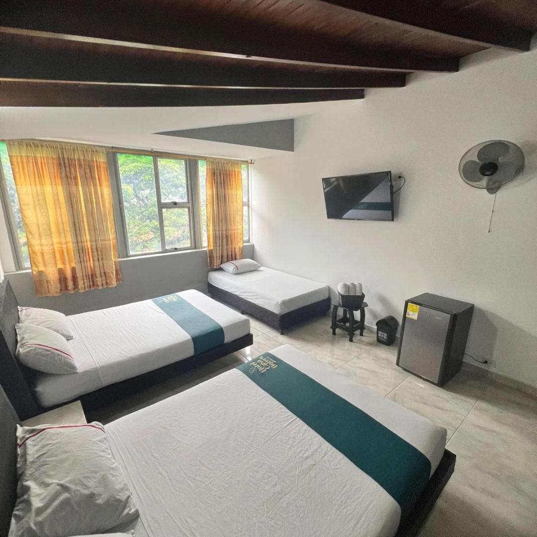 Hotel Casa Botero Medellin Ngoại thất bức ảnh