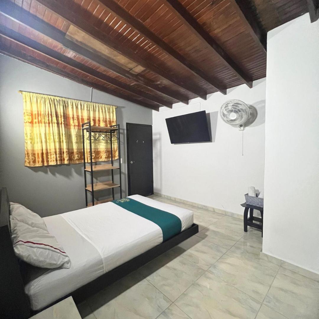 Hotel Casa Botero Medellin Ngoại thất bức ảnh