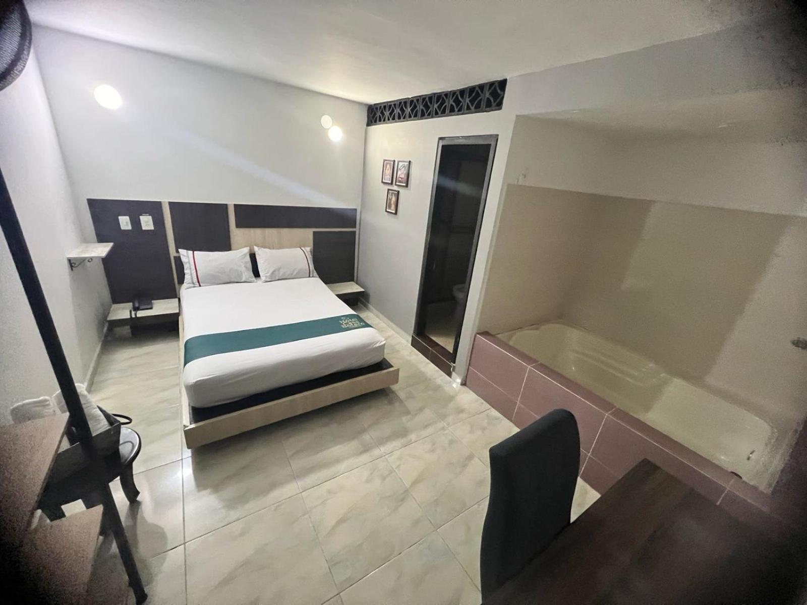 Hotel Casa Botero Medellin Ngoại thất bức ảnh