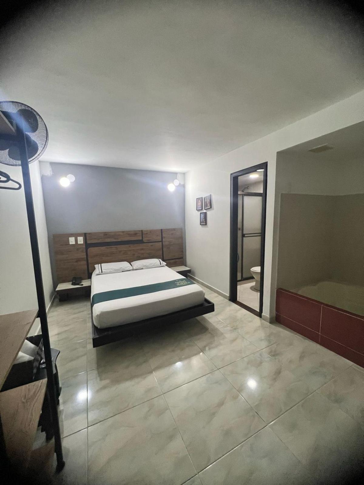 Hotel Casa Botero Medellin Ngoại thất bức ảnh